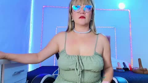 Naomi online show from May 21, 2026, 11:28 am
