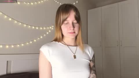 Naomi online show from October 28, 2025, 7:05 pm