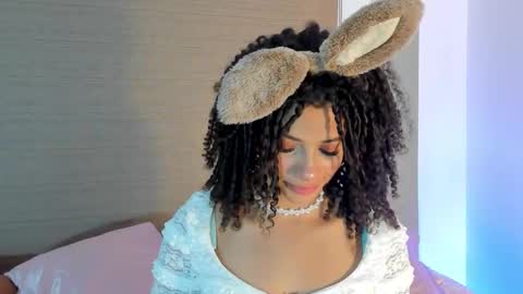 naomidawson online show from October 29, 2025, 9:49 pm