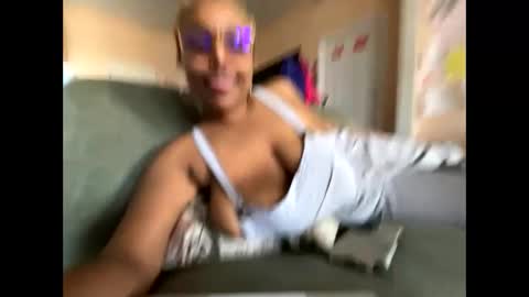 Naomigiirl6 online show from January 26, 2025, 4:09 pm