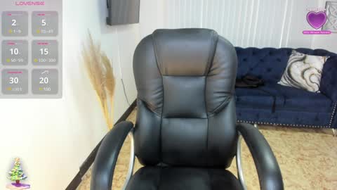 Naomi Campbell online show from December 6, 2024, 5:33 pm