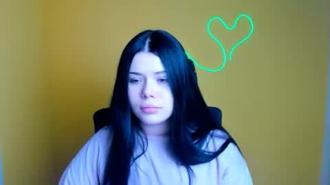 Naomi online show from October 18, 2025, 5:35 pm