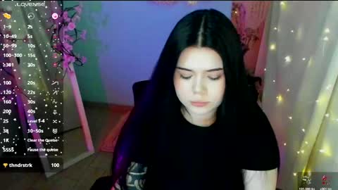 Naomi online show from May 18, 2026, 6:19 am