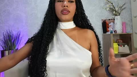 Naomi     online show from May 28, 2026, 3:48 am