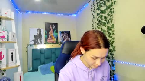 Snapshot of naomy777_ chatting on January 27, 2025, 7:35 pm naomy online show from January 27, 2025, 7:35 pm