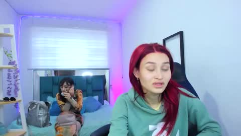 naomy online show from October 4, 2025, 8:07 pm