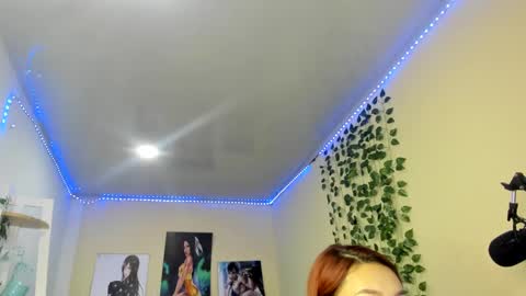 Snapshot of naomy_hot666 chatting on December 7, 2024, 7:21 pm naomy online show from December 7, 2024, 7:21 pm