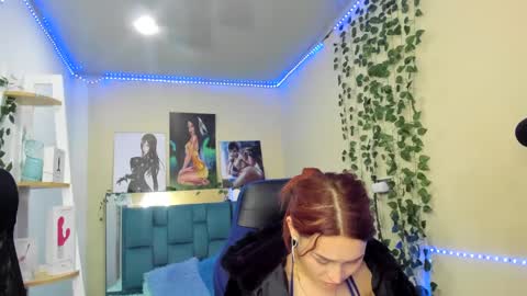 Snapshot of naomy_hot666 chatting on January 26, 2025, 2:35 am naomy online show from January 26, 2025, 2:35 am