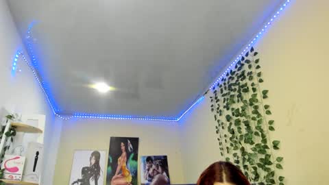 Snapshot of naomy_hot666 chatting on February 5, 2025, 1:15 am naomy online show from February 5, 2025, 1:15 am