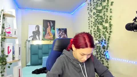 Snapshot of naomy_hot666 chatting on February 16, 2025, 7:27 pm naomy online show from February 16, 2025, 7:27 pm
