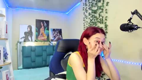 Snapshot of naomy_hot666 chatting on February 18, 2025, 7:19 pm naomy online show from February 18, 2025, 7:19 pm
