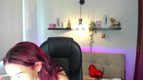 Naomy Stanley online show from April 12, 2026, 4:23 pm