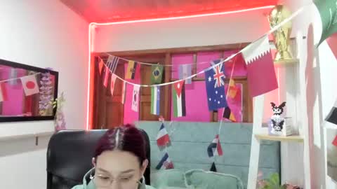 Snapshot of naomy_stanley chatting on July 9, 2026, 3:43 am Naomy Stanley online show from July 9, 2026, 3:43 am