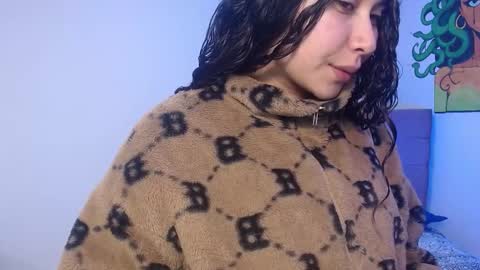 Nao online show from October 6, 2025, 1:08 pm