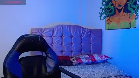 Nao online show from October 13, 2025, 12:27 pm