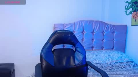 Nao online show from October 20, 2025, 1:00 pm