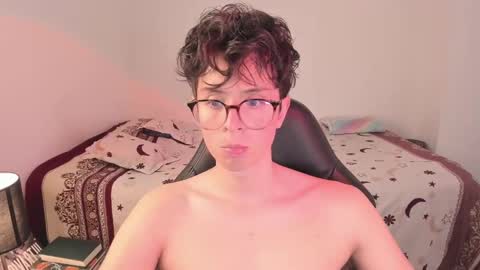 Snapshot of narciso_bronte chatting on February 8, 2025, 7:38 pm Narciso online show from February 8, 2025, 7:38 pm