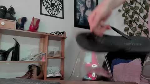 Nasha online show from December 16, 2025, 5:51 pm