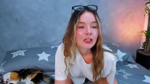 Nashly Fontana online show from March 25, 2026, 1:44 am