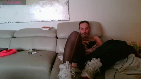 Snapshot of nassobout chatting on January 24, 2025, 10:11 am nassobout online show from January 24, 2025, 10:11 am