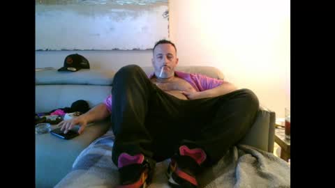 Snapshot of nassobout chatting on September 16, 2025, 10:22 pm nassobout online show from September 16, 2025, 10:22 pm