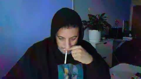 nassobout online show from November 8, 2025, 7:56 pm