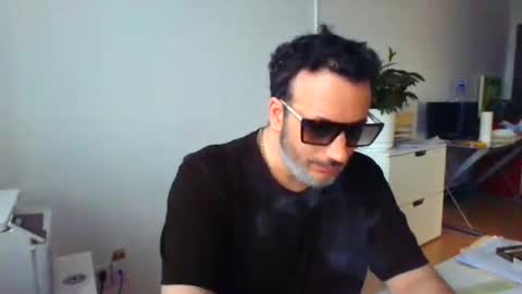 nassobout online show from June 25, 2026, 9:30 pm