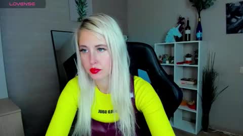 Snapshot of nastasya_cute chatting on September 22, 2025, 1:29 am Nastya online show from September 22, 2025, 1:29 am