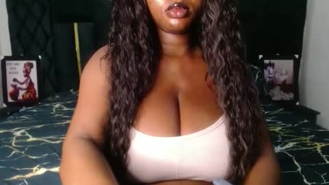 Amanda online show from December 1, 2025, 6:35 pm