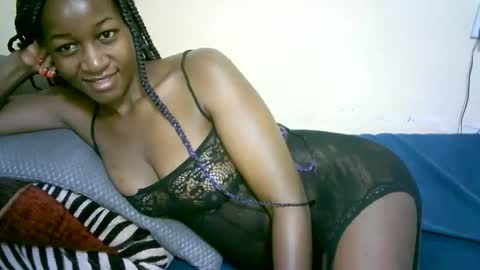 Marie online show from October 16, 2025, 7:53 am