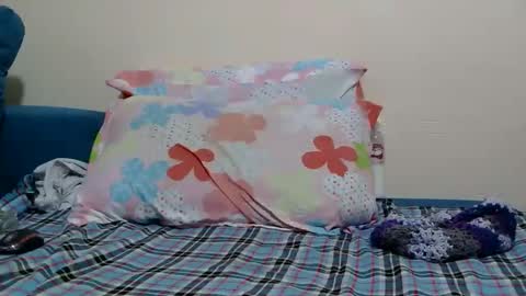 Bella online show from November 22, 2025, 10:25 am