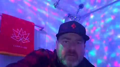 nastysubs69 online show from December 24, 2024, 9:22 pm