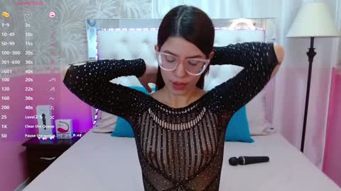   online show from December 5, 2024, 8:33 pm