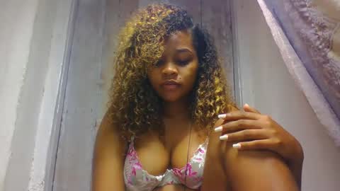 natachazz online show from March 22, 2026, 12:03 am