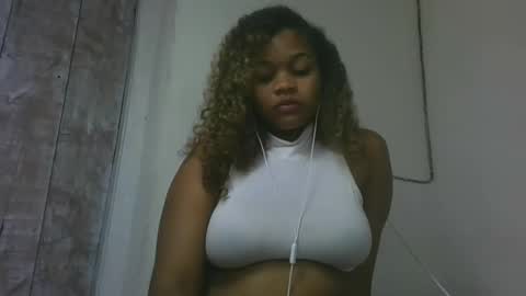 natachazz online show from April 7, 2026, 1:00 pm
