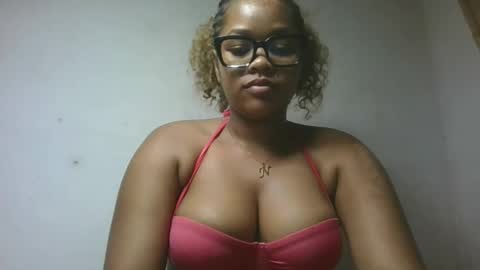 natachazz online show from May 3, 2026, 8:04 pm