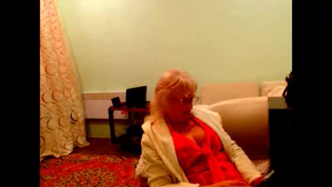 natali online show from October 12, 2025, 6:07 pm