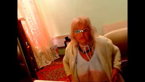 natali online show from October 22, 2025, 7:52 am