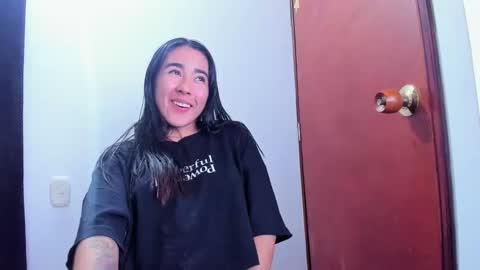 Snapshot of natalia54_ chatting on November 4, 2025, 1:48 am NATI online show from November 4, 2025, 1:48 am