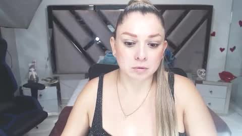 Snapshot of natalia5560 chatting on February 25, 2025, 2:44 pm natalia5560 online show from February 25, 2025, 2:44 pm