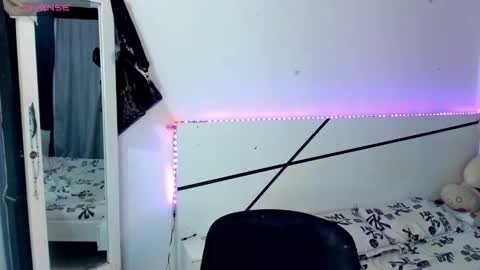 Natalia  online show from October 10, 2025, 1:10 pm