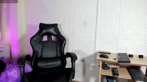 Natalia Kiss online show from February 6, 2026, 11:46 am