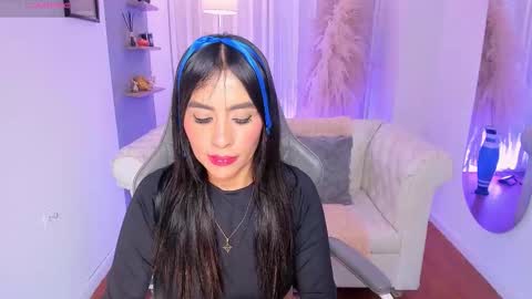 Natalia Leon online show from December 14, 2025, 3:56 am