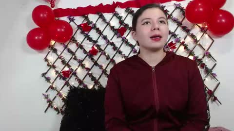 Natalia Walker online show from March 9, 2026, 3:38 pm