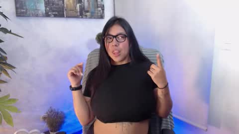 Sara online show from November 1, 2025, 6:43 pm