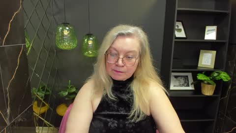 Snapshot of natalicloud chatting on December 14, 2024, 2:10 pm NataliCloud online show from December 14, 2024, 2:10 pm