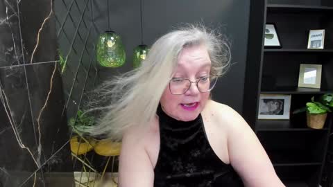 Snapshot of natalicloud chatting on January 22, 2025, 5:28 pm NataliCloud online show from January 22, 2025, 5:28 pm