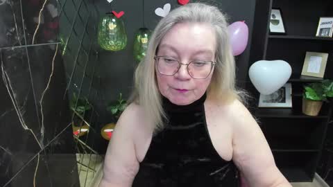 Snapshot of natalicloud chatting on February 16, 2025, 1:05 pm NataliCloud online show from February 16, 2025, 1:05 pm