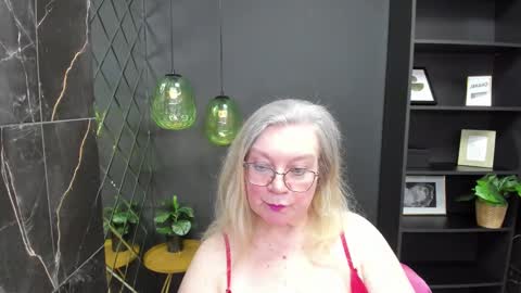 Snapshot of natalicloud chatting on March 8, 2025, 1:47 pm NataliCloud online show from March 8, 2025, 1:47 pm