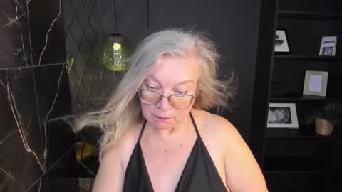 NataliCloud online show from October 7, 2025, 1:19 pm